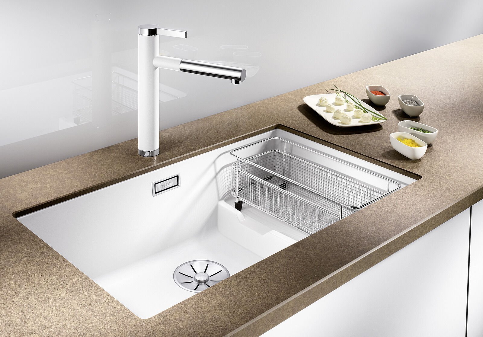 BLANCO SUBLINE 700-U LEVEL  SILGRANIT™ EVİYE KAMPANYA