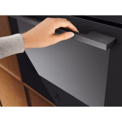 900 Serisi SteamPro Proassist Nem Sensörlü Buharlı Temizleme Sistemli Wi-Fi 70 lt Mat Siyah Ankastre Fırın