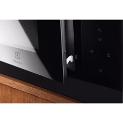 600 Serisi Mat Siyah Izgaralı Ankastre Mikrodalga Fırın